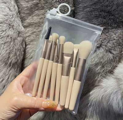 8 Pcs Makeup Brush Set  Pouch Packing